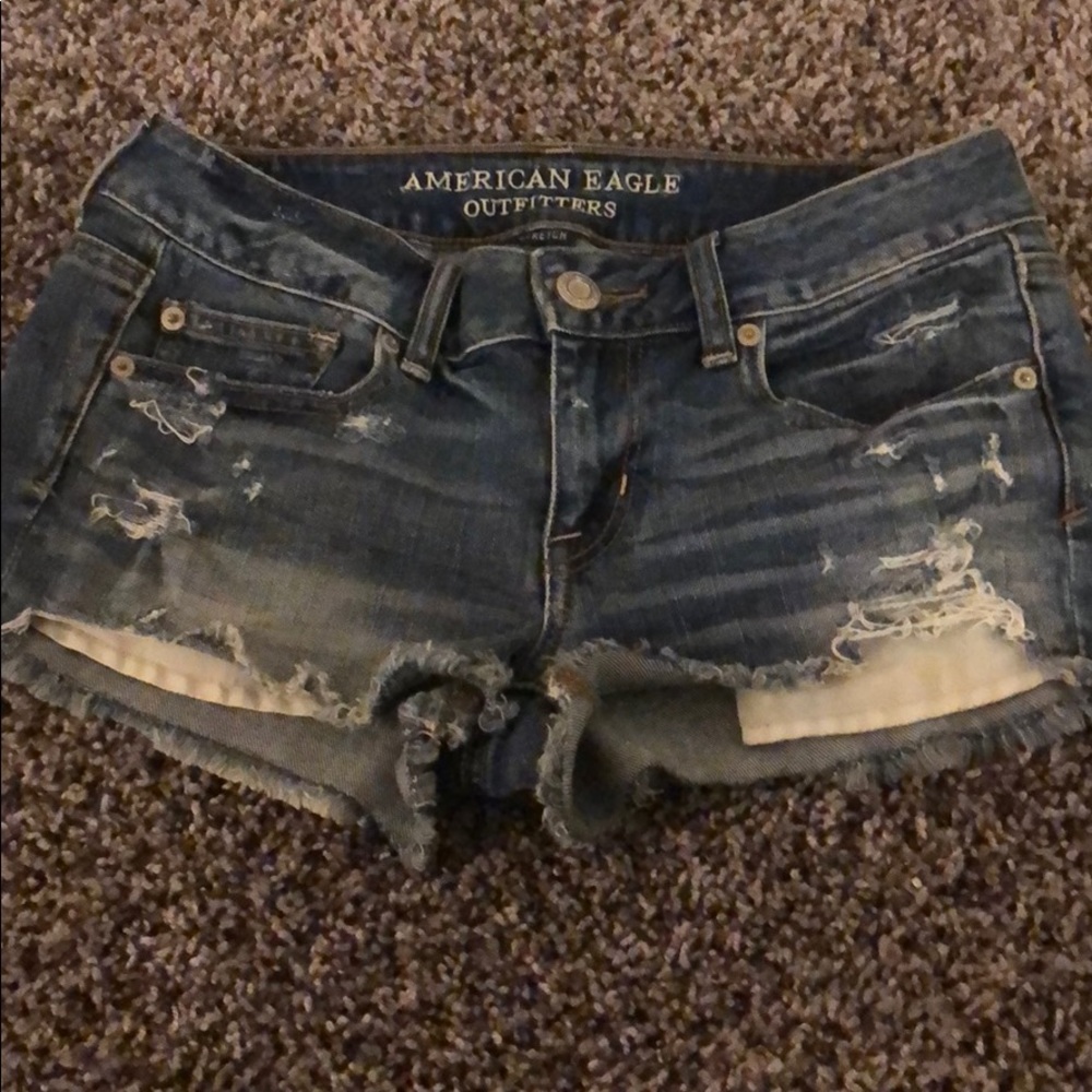 Shortie shorts